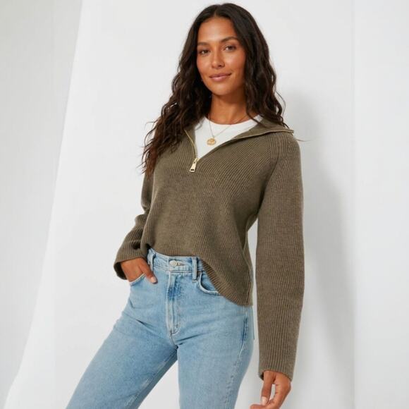 Tuckernuck Sweaters - Hyacinth House Quinlan Quarter Zip Cropped Sweater in Mushroom Size Small